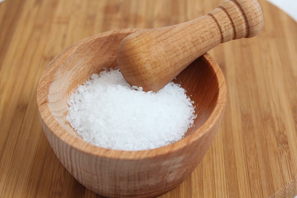 Domowe sposoby na ból ucha sól